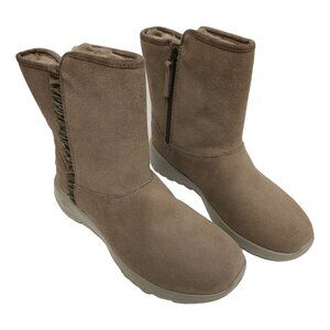 Skechers On The GO Joy - Snowflake Boot: Stay Warm & Stylish This Winter